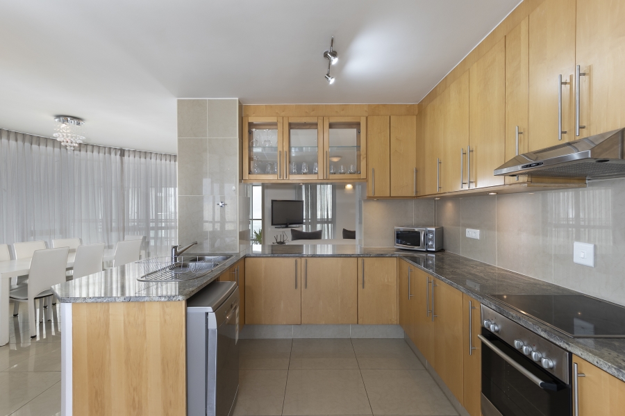 To Let 2 Bedroom Property for Rent in Strand North Western Cape